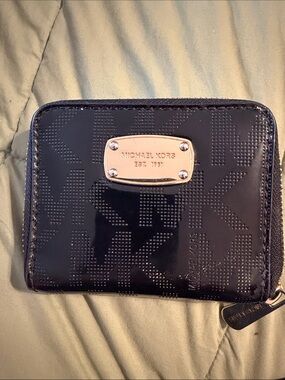 Michael Kors Black Patent Logo Zip Wallet with Gold Plaque